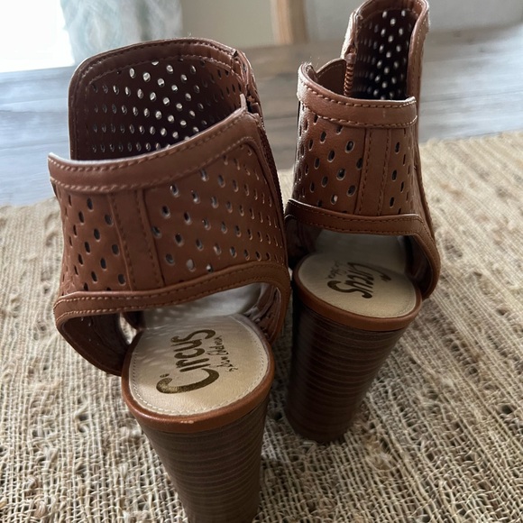 Sam Edelman Circus Booties - Picture 2 of 3